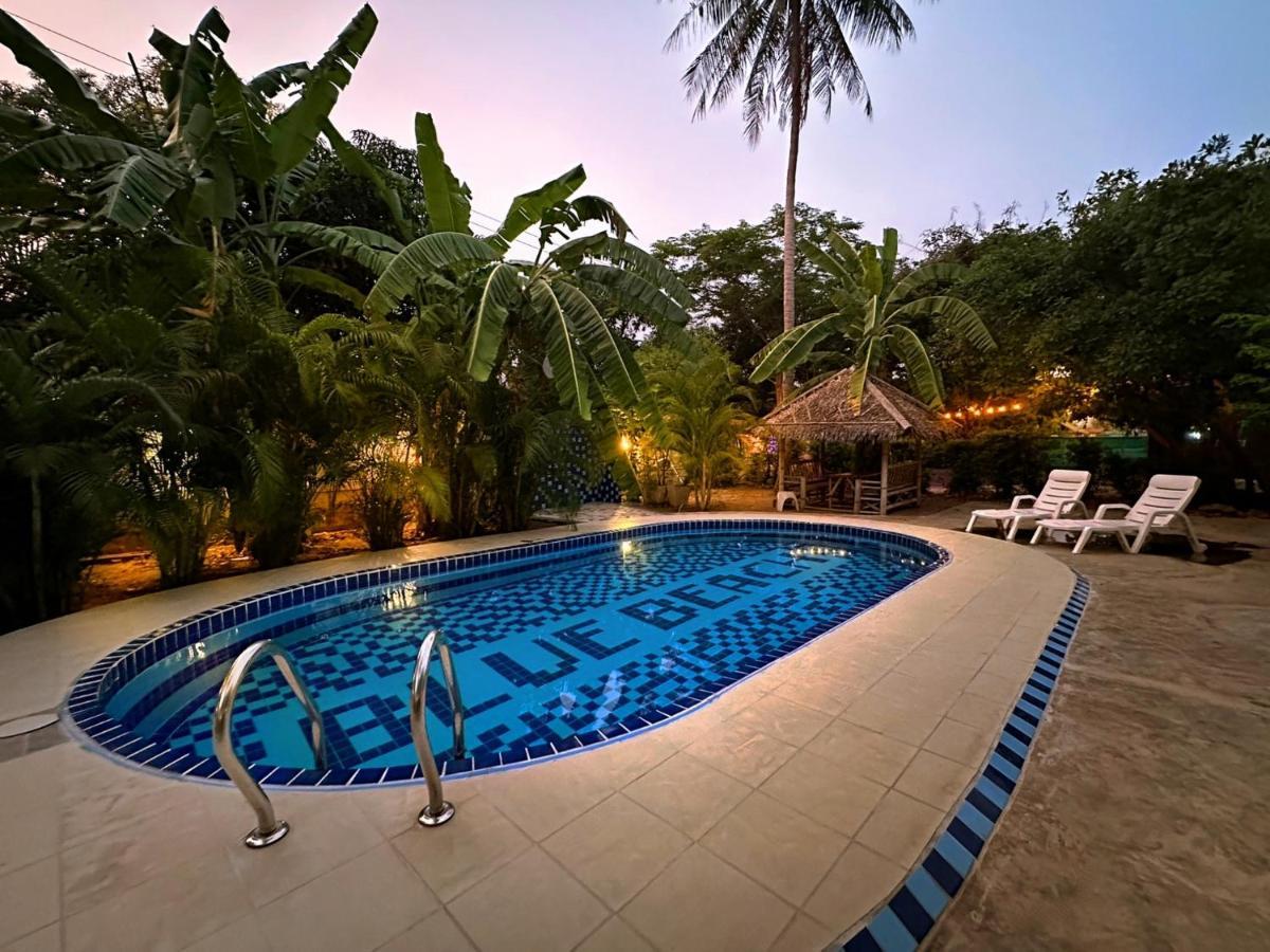 Blue Beach Resort Baanphakrimlay Exterior photo